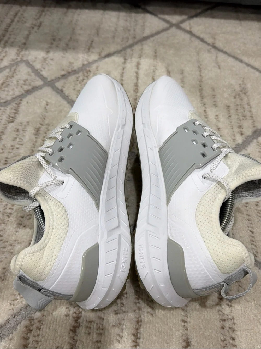 Puma Ignite Golf Shoes Mens Size 12 White Gray Spiked Low Top Sneakers 376078-01